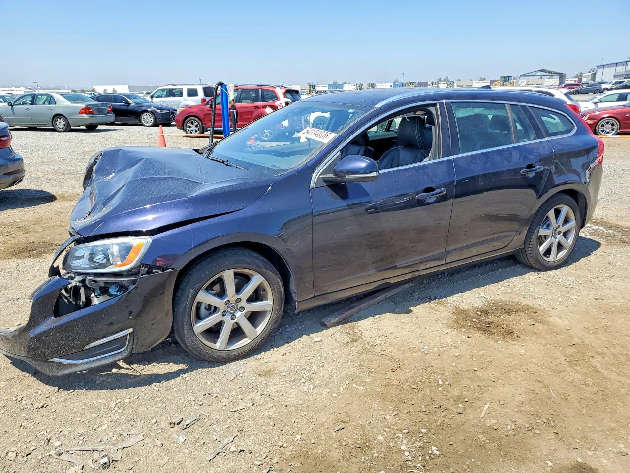 2017 VOLVO V60