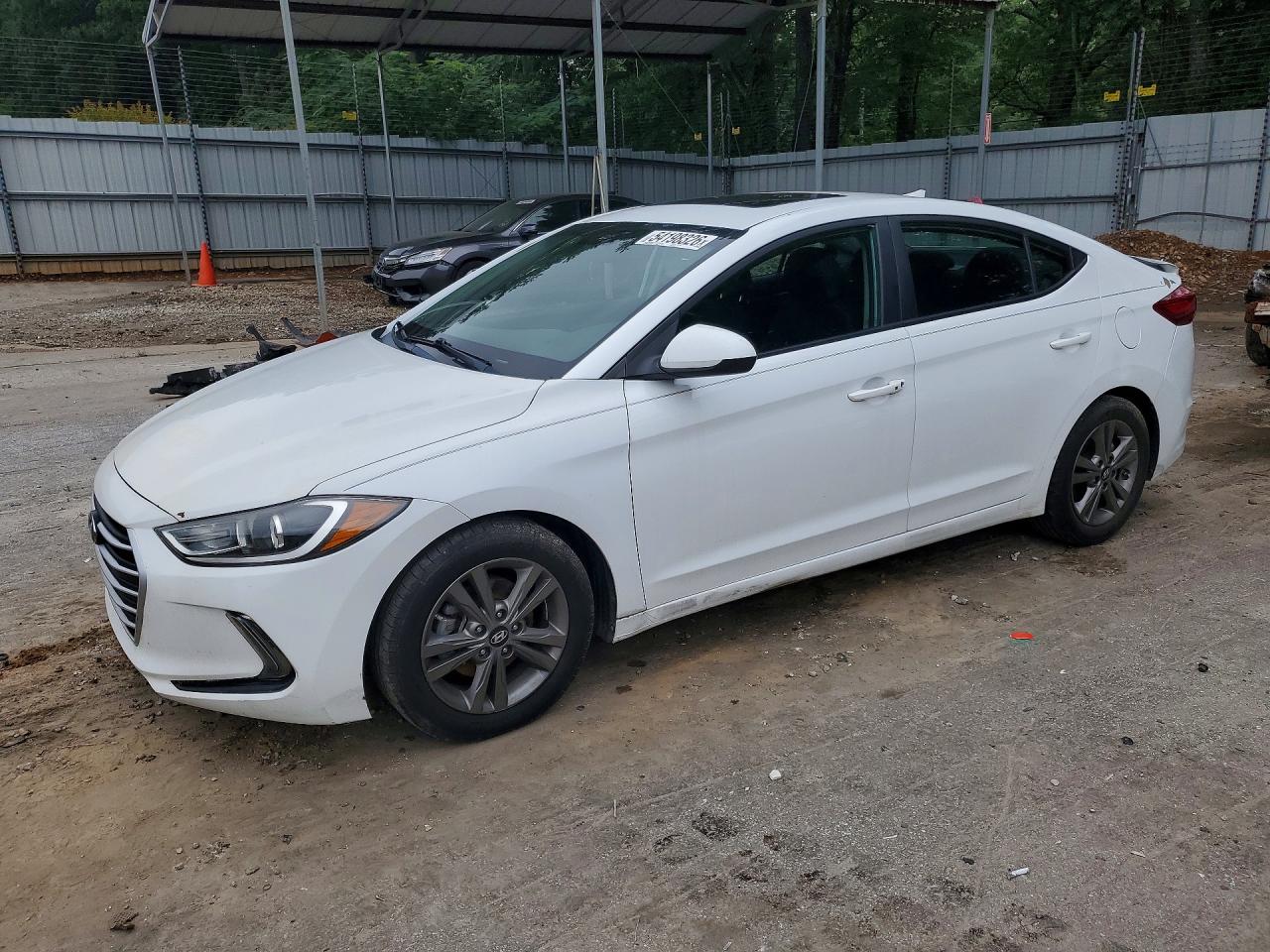 5NPD84LF4JH320833 · 2018 HYUNDAI ELANTRA