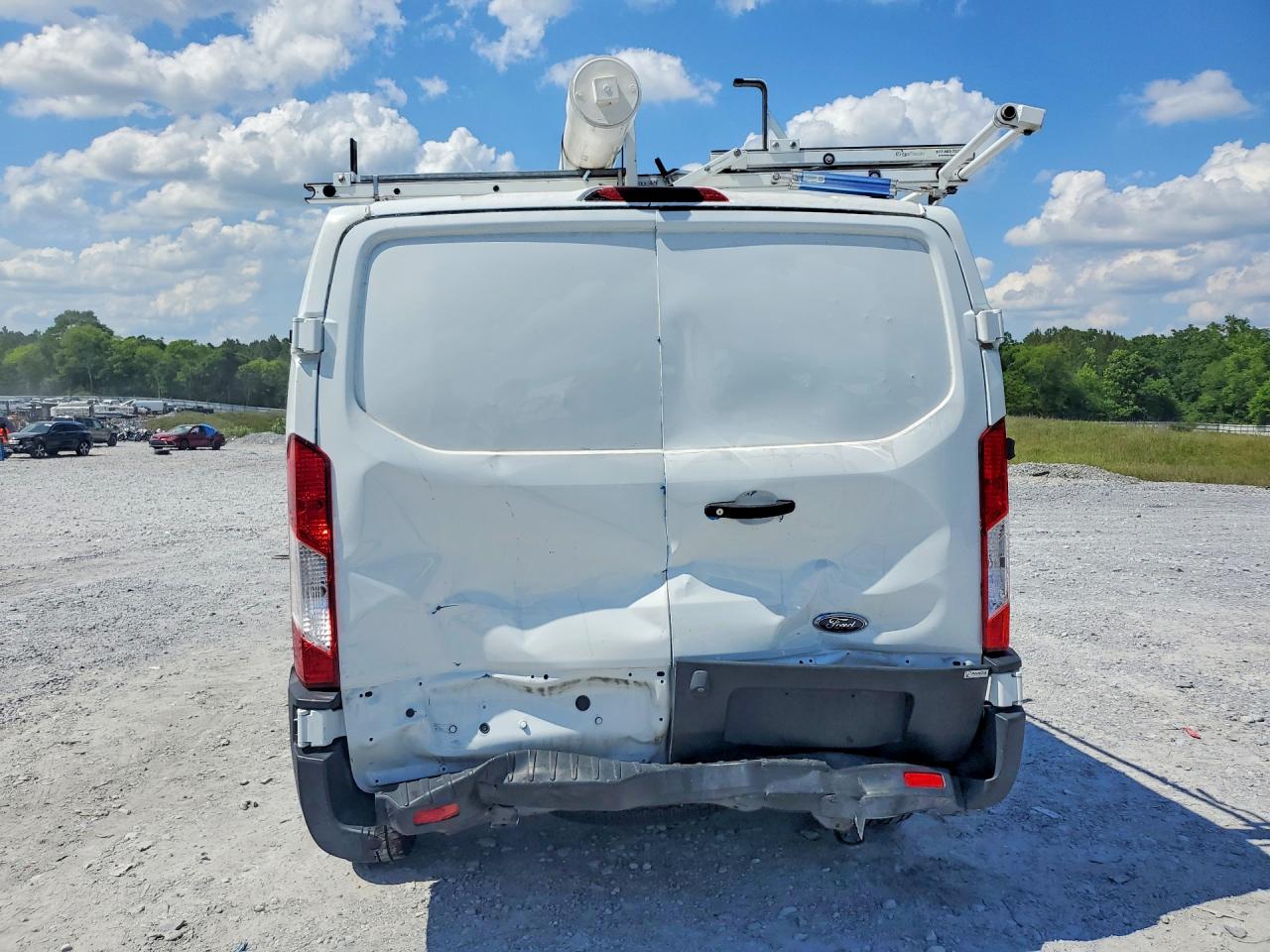 1FTYR1YM9KKB59323 · 2019 FORD TRANSIT · 6/13