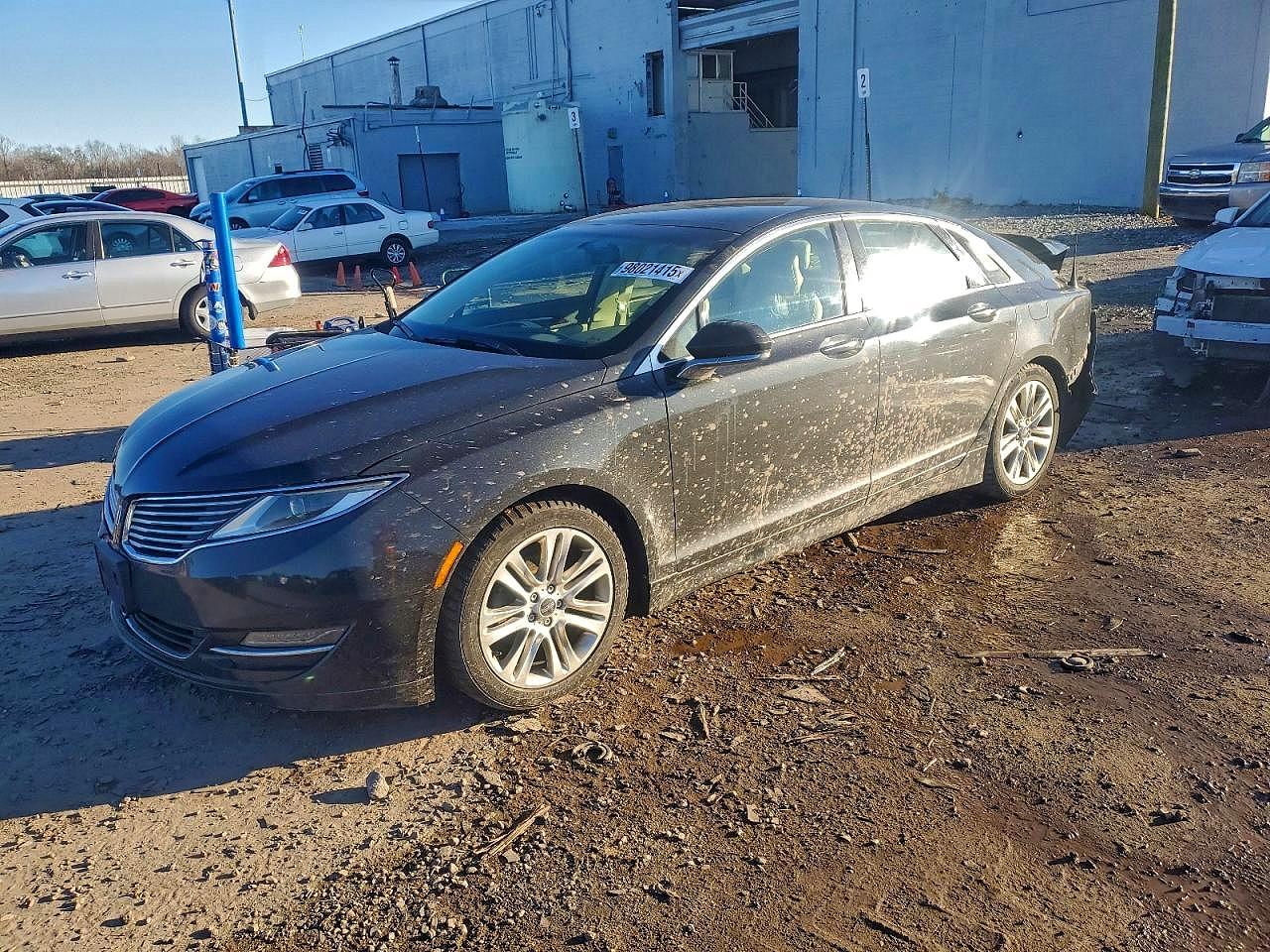 3LN6L2LU7ER808439 · 2014 LINCOLN MKZ