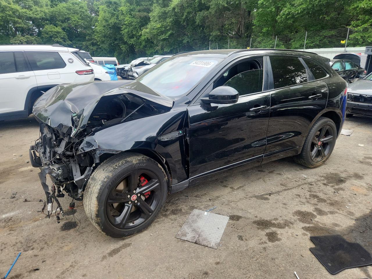 SADCM2BV8HA498190 · 2017 JAGUAR F-PACE