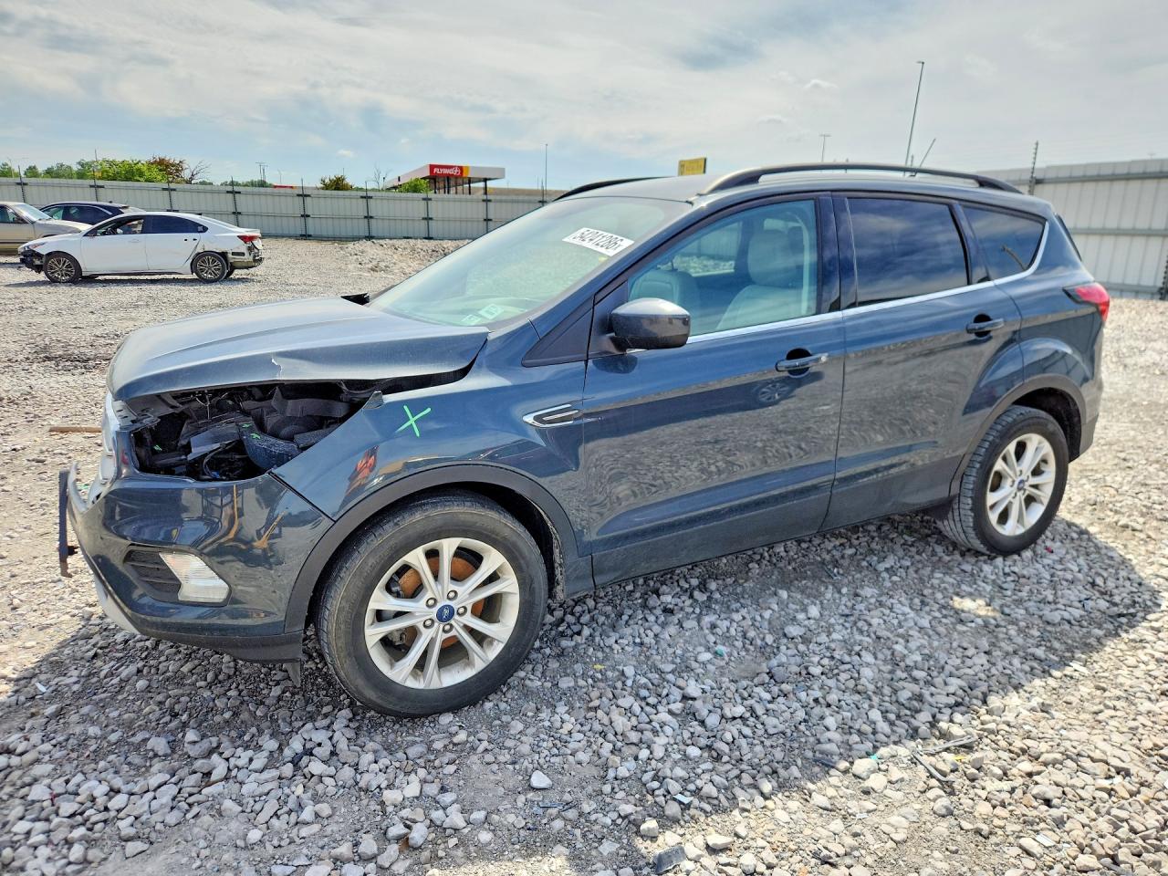 1FMCU0HD2KUA18709 · 2019 FORD ESCAPE