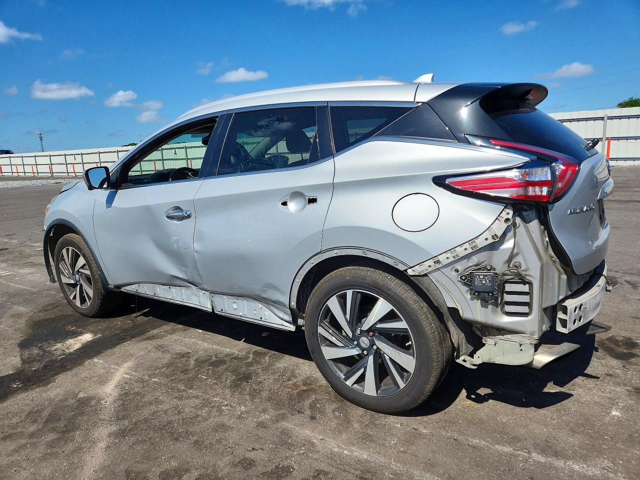 5N1AZ2MG2HN185692 · 2017 NISSAN MURANO · 2/14
