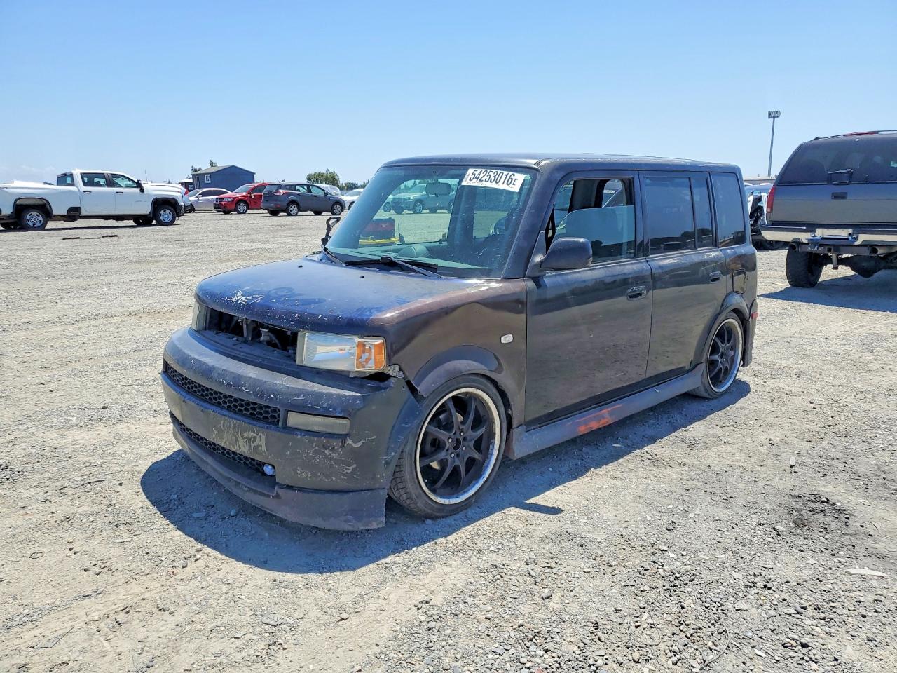 2005 TOYOTA SCION
