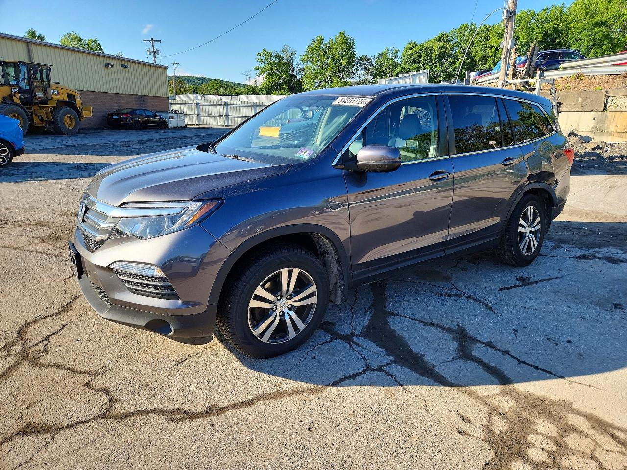 5FNYF6H57HB038116 · 2017 HONDA PILOT