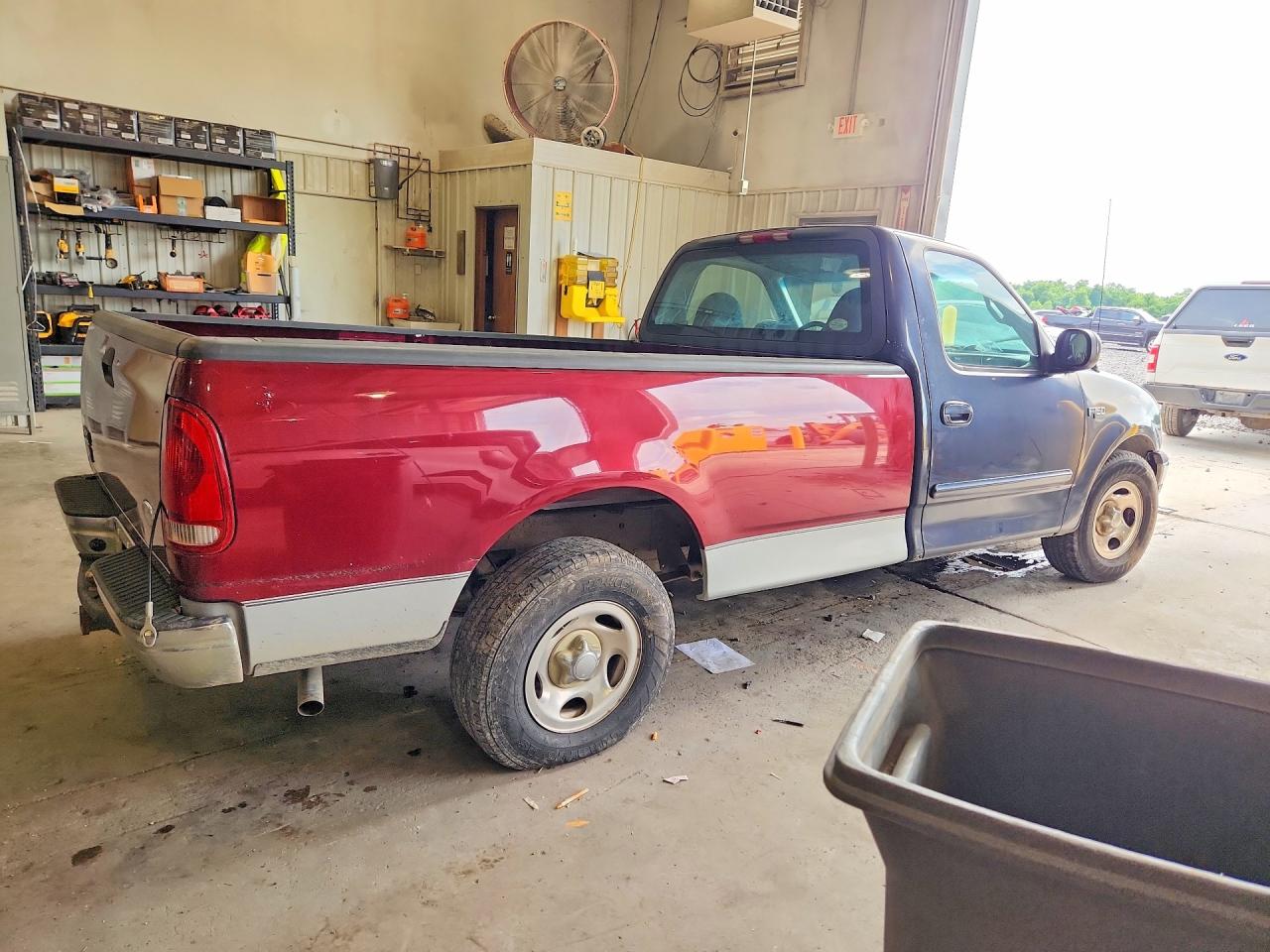 1FTZF1723XNC30762 · 1999 FORD 150 · 3/12
