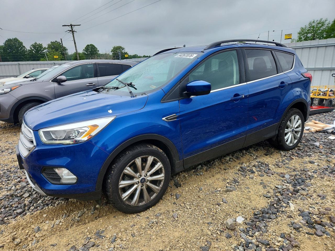 1FMCU9HD7KUB02724 · 2019 FORD ESCAPE