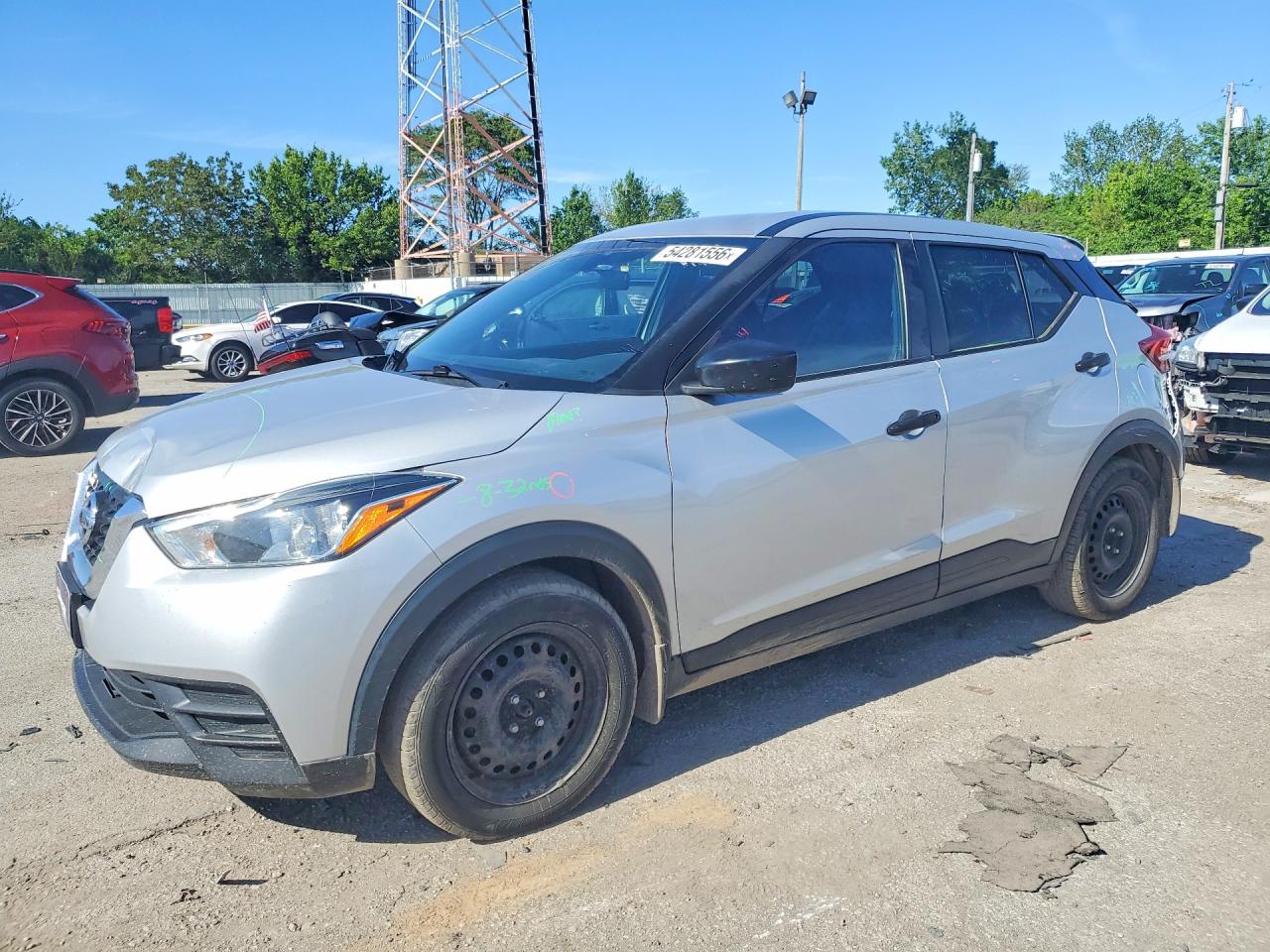 3N1CP5BVXLL524863 · 2020 NISSAN KICKS