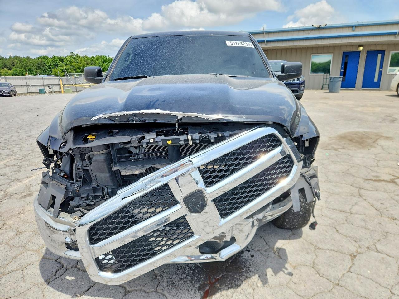 1C6RR6FG3KS704812 · 2019 RAM 1500 CLASSIC · 5/12