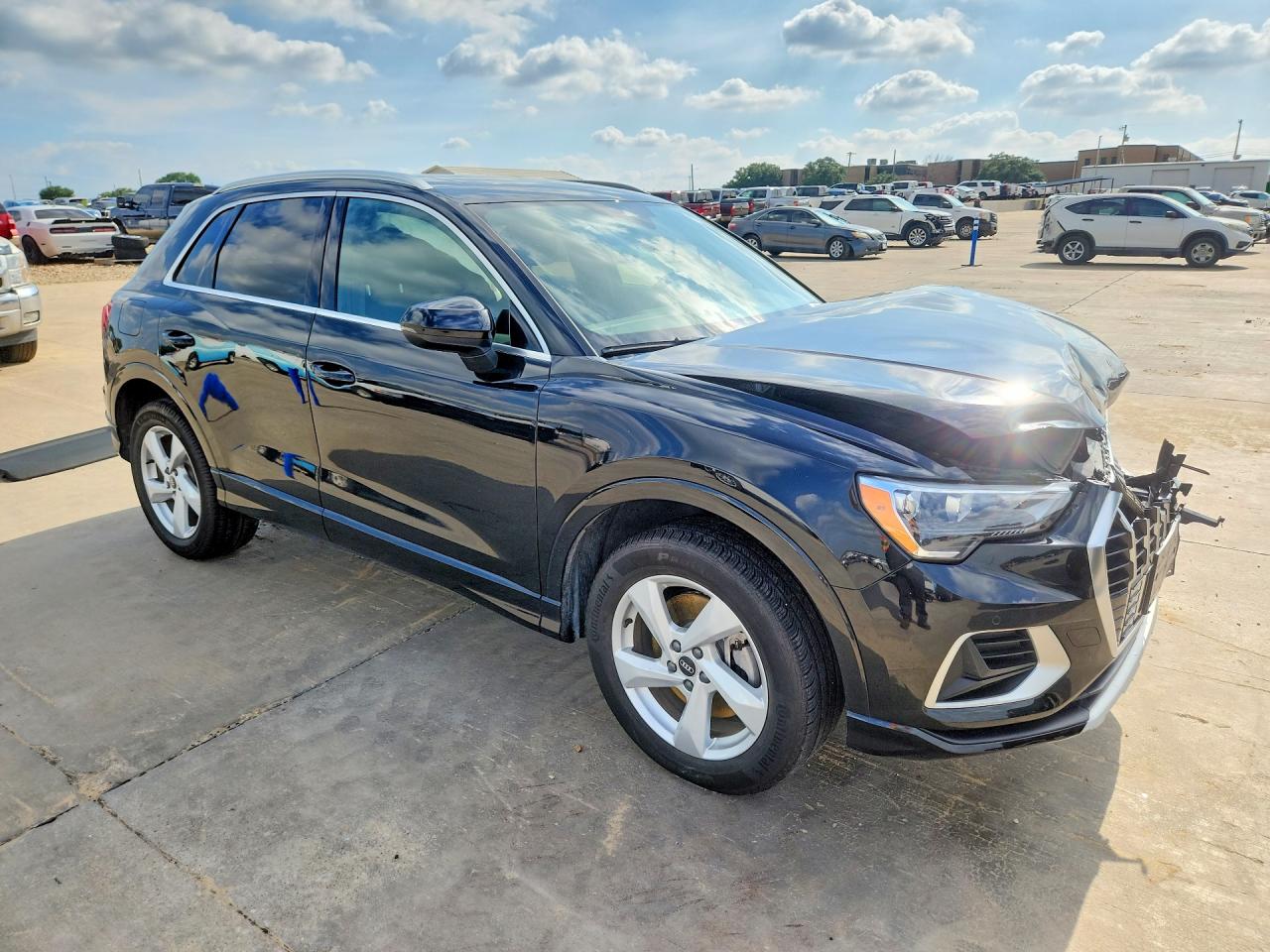 WA1AUCF3XN1031246 · 2022 AUDI Q3 · 4/13