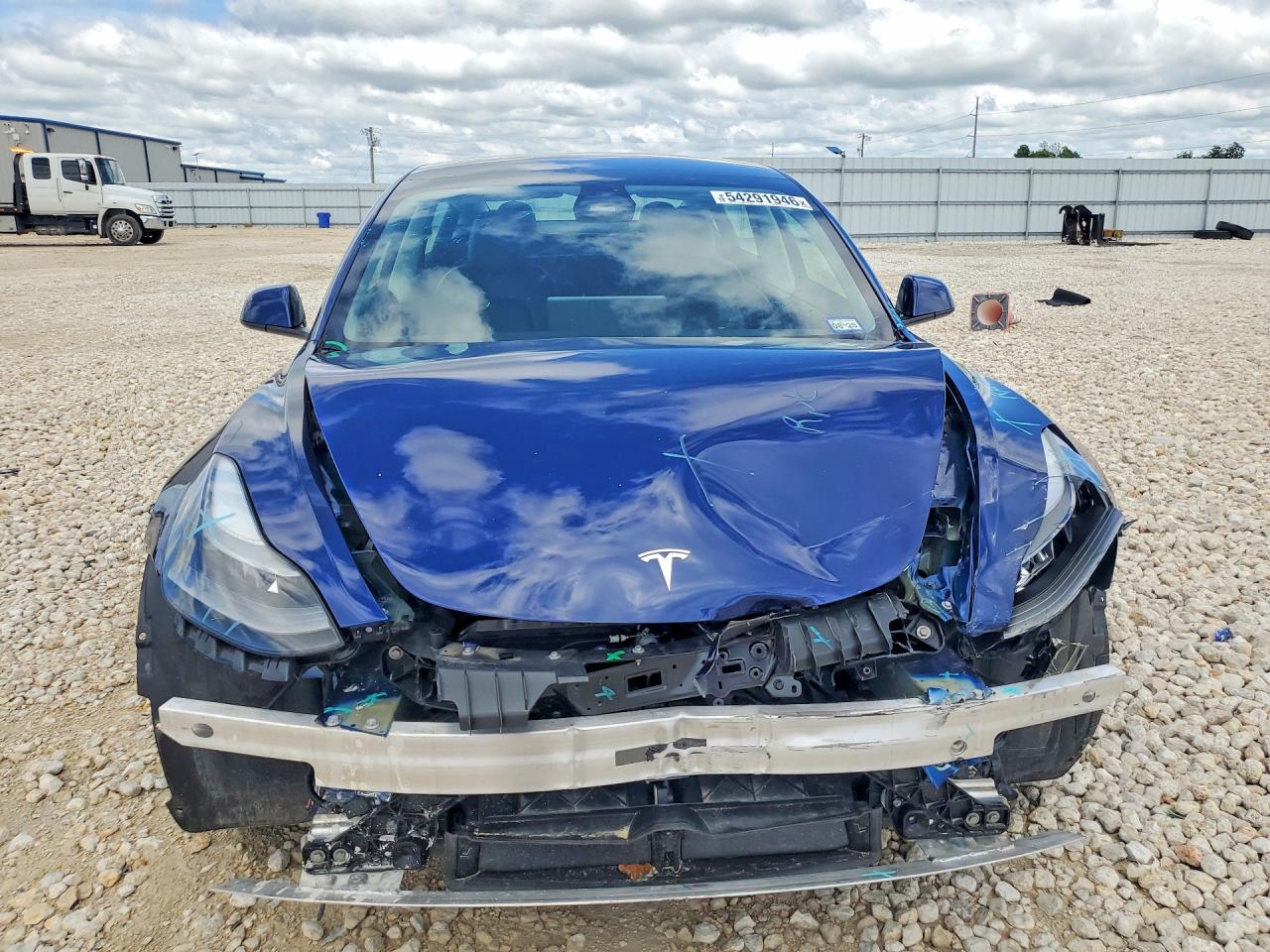 5YJ3E1EB8NF179993 · 2022 TESLA MODEL 3 · 5/12