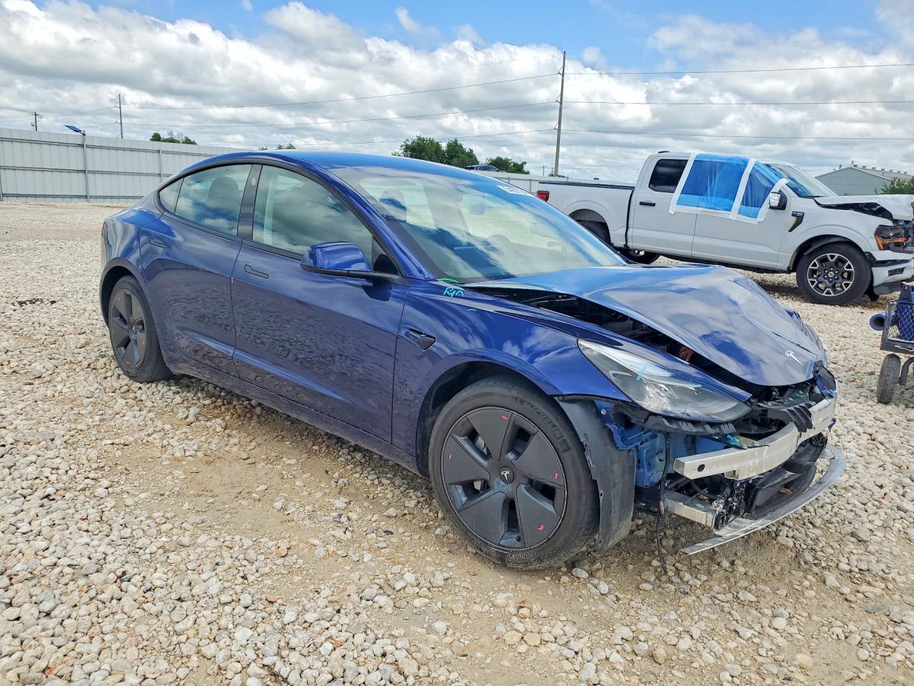 5YJ3E1EB8NF179993 · 2022 TESLA MODEL 3 · 4/12