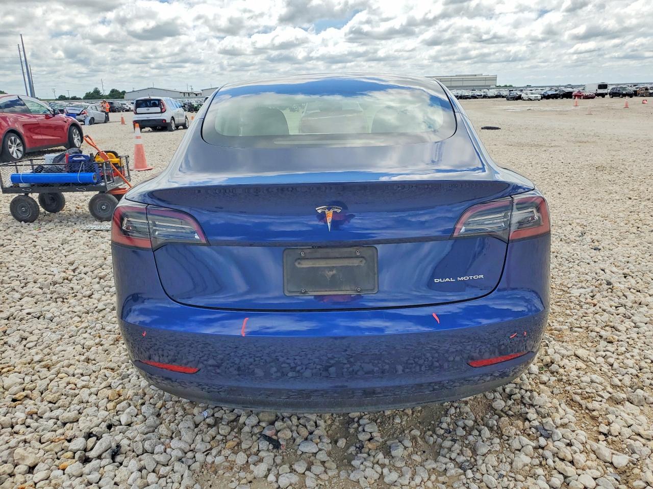 5YJ3E1EB8NF179993 · 2022 TESLA MODEL 3 · 6/12