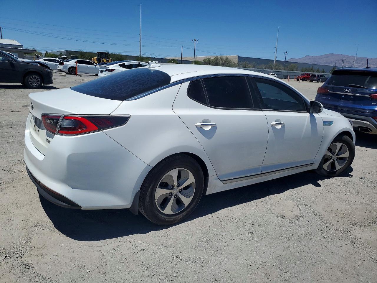 KNAGM4AD6F5078108 · 2015 KIA OPTIMA · 3/12