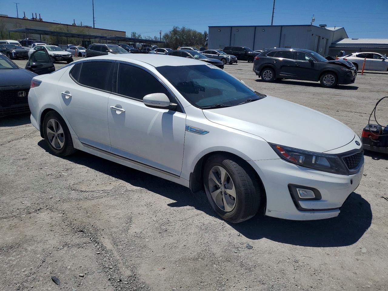 KNAGM4AD6F5078108 · 2015 KIA OPTIMA · 4/12