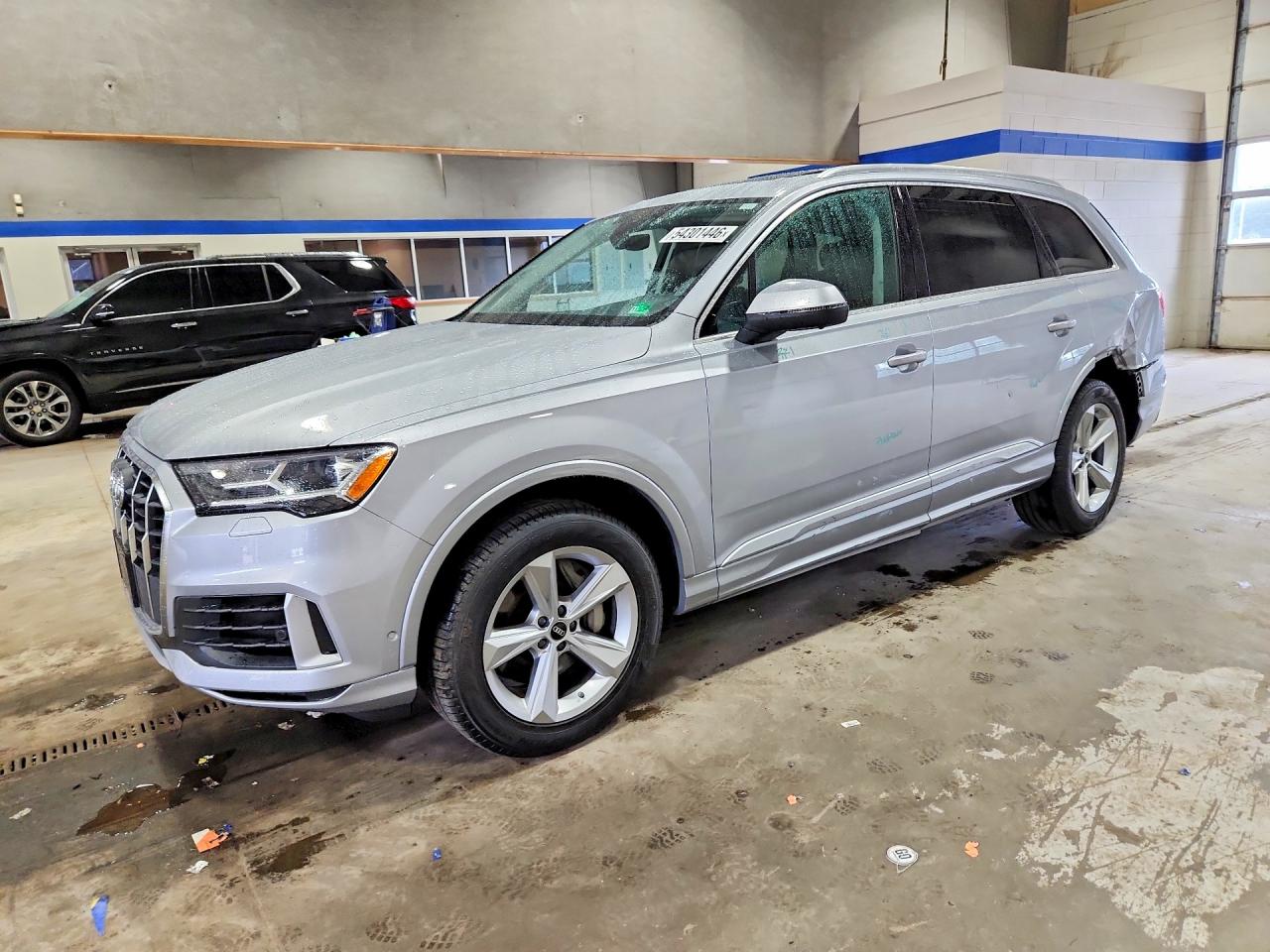 WA1AXBF74ND014722 · 2022 AUDI Q7