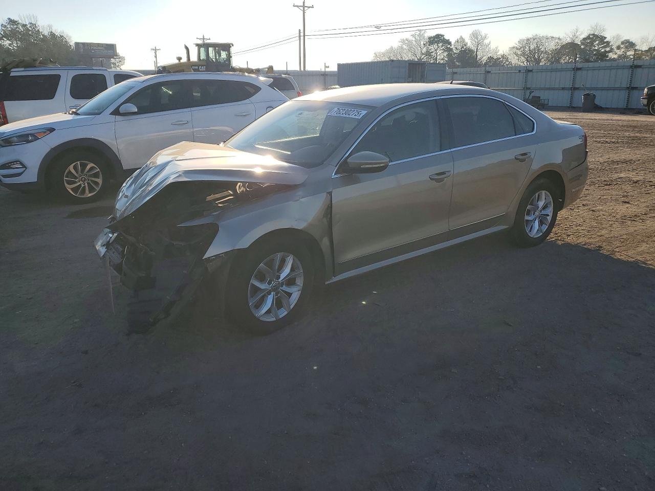 1VWAT7A35GC037807 · 2016 VOLKSWAGEN PASSAT