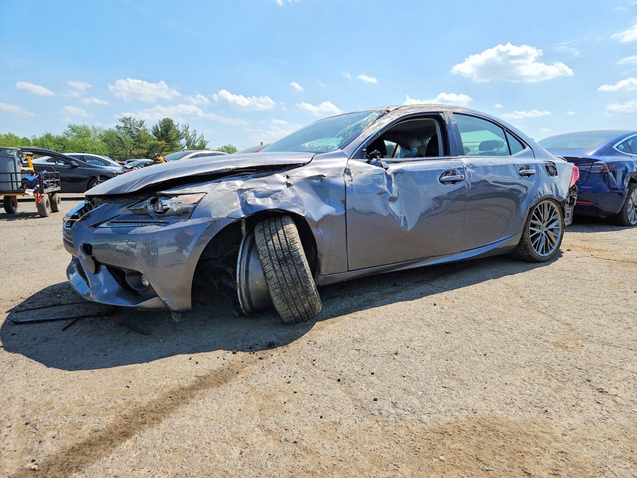 JTHCF1D28F5027664 · 2015 LEXUS IS