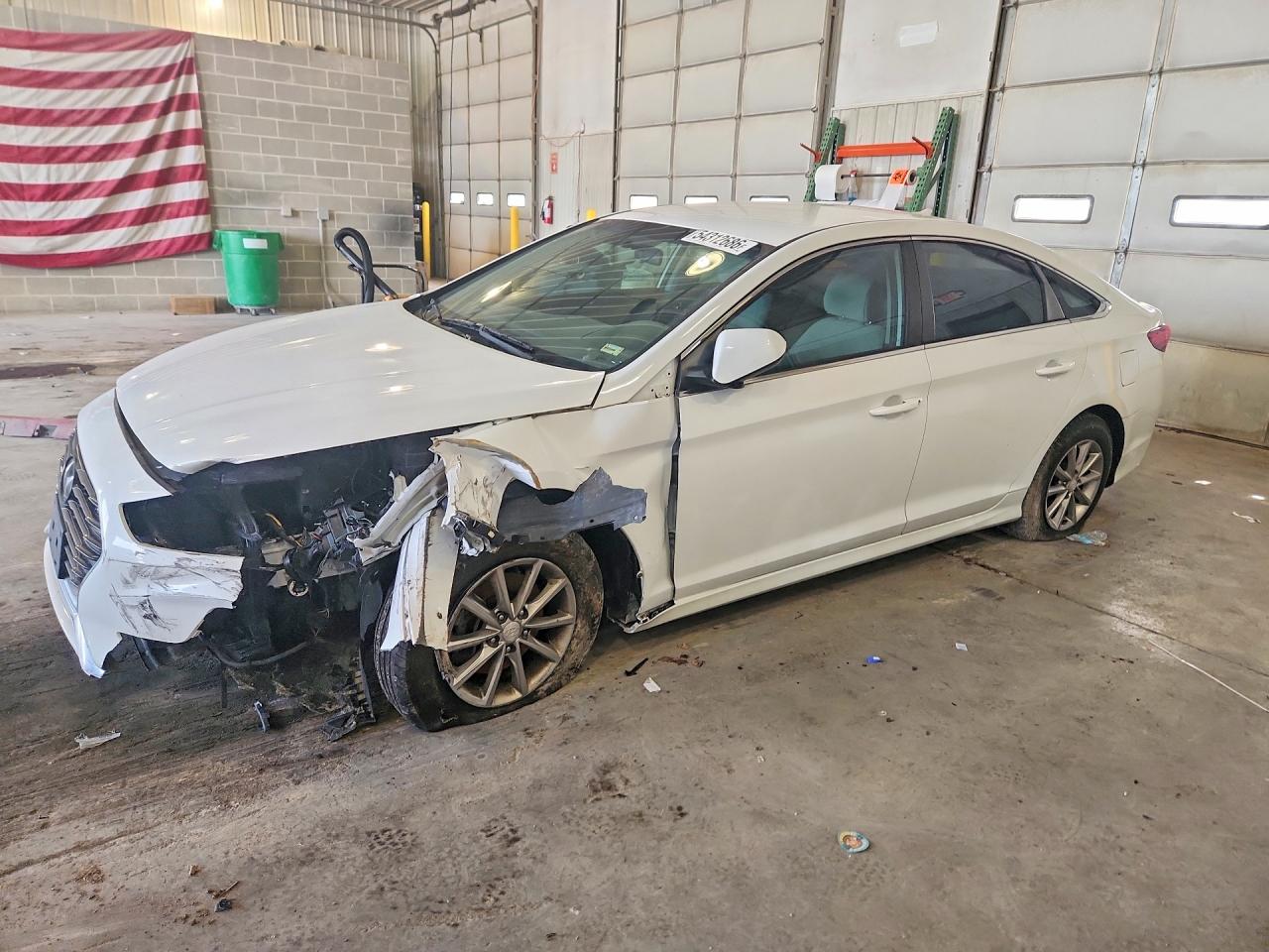 5NPE24AF6JH701124 · 2018 HYUNDAI SONATA