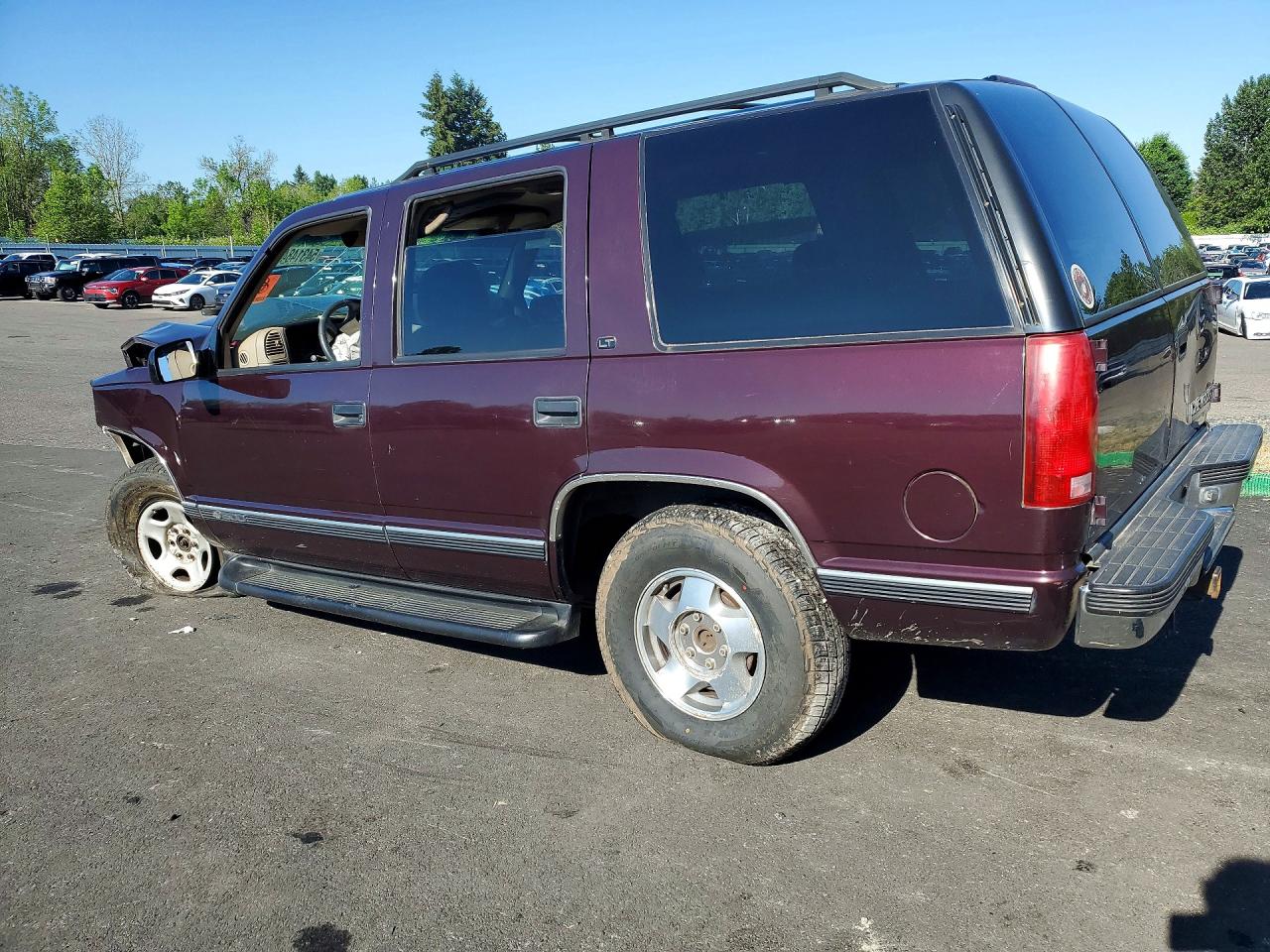 1GNEK13R0VJ375945 · 1997 CHEVROLET TAHOE · 2/12