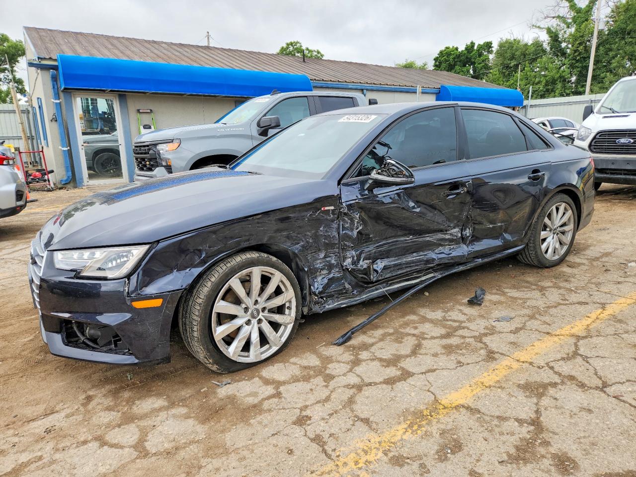 WAUKMAF41JA076204 · 2018 AUDI A4