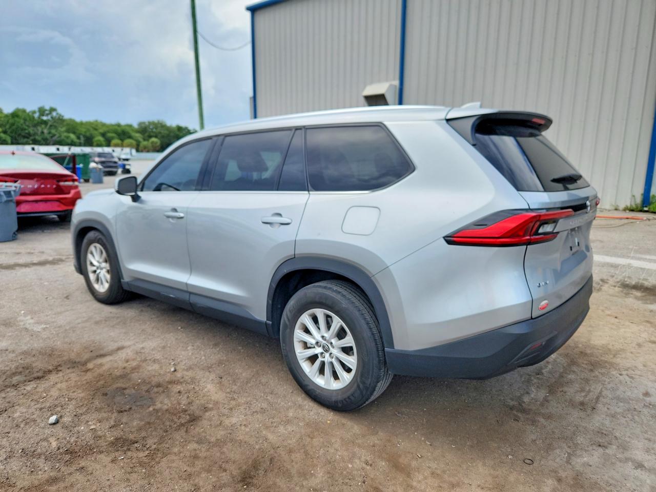 5TDABAA51RS000341 · 2024 TOYOTA GRAND HIGHLANDER · 2/13