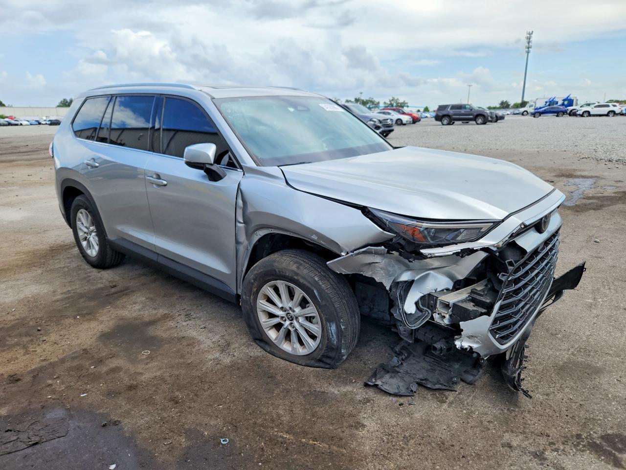 5TDABAA51RS000341 · 2024 TOYOTA GRAND HIGHLANDER · 4/13