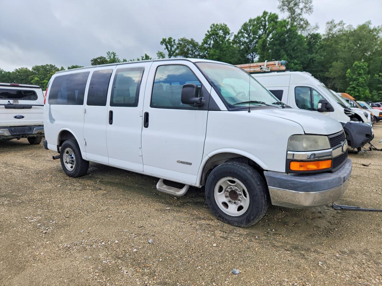 1GNGG25U631213638 · 2003 CHEVROLET EXPRESS G2500 · 4/13