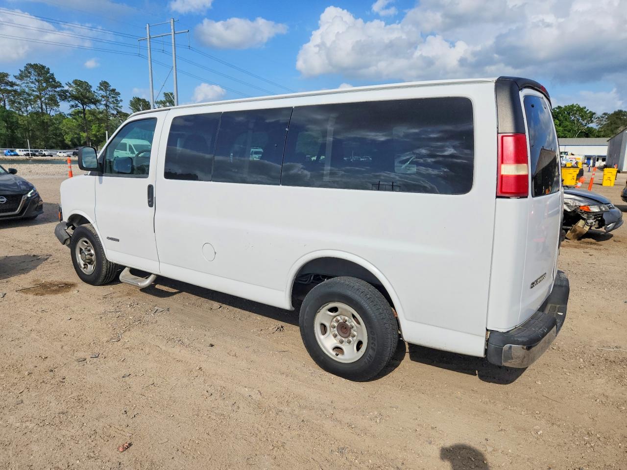 1GNGG25U631213638 · 2003 CHEVROLET EXPRESS G2500 · 2/13