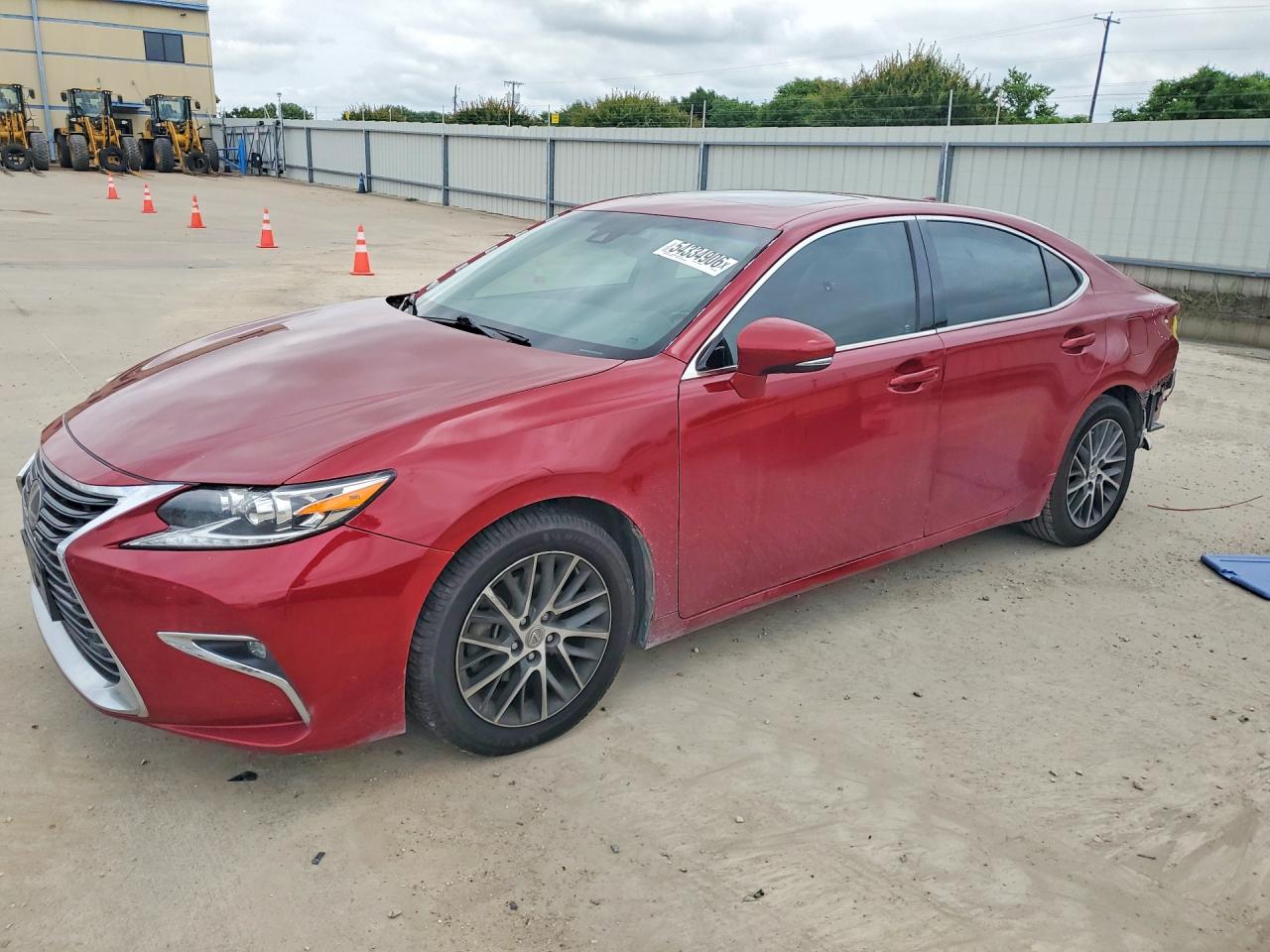 58ABK1GG8JU105380 · 2018 LEXUS ES