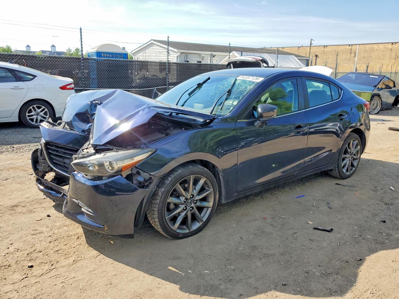 3MZBN1V3XJM272361 · 2018 MAZDA 3