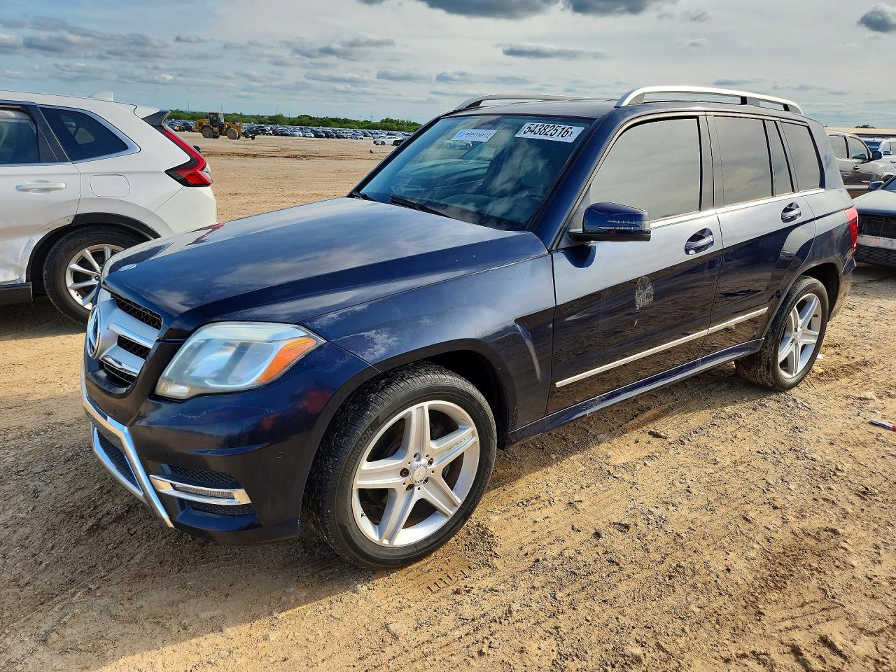 WDCGG0EB0EG200762 · 2014 MERCEDES-BENZ GLK