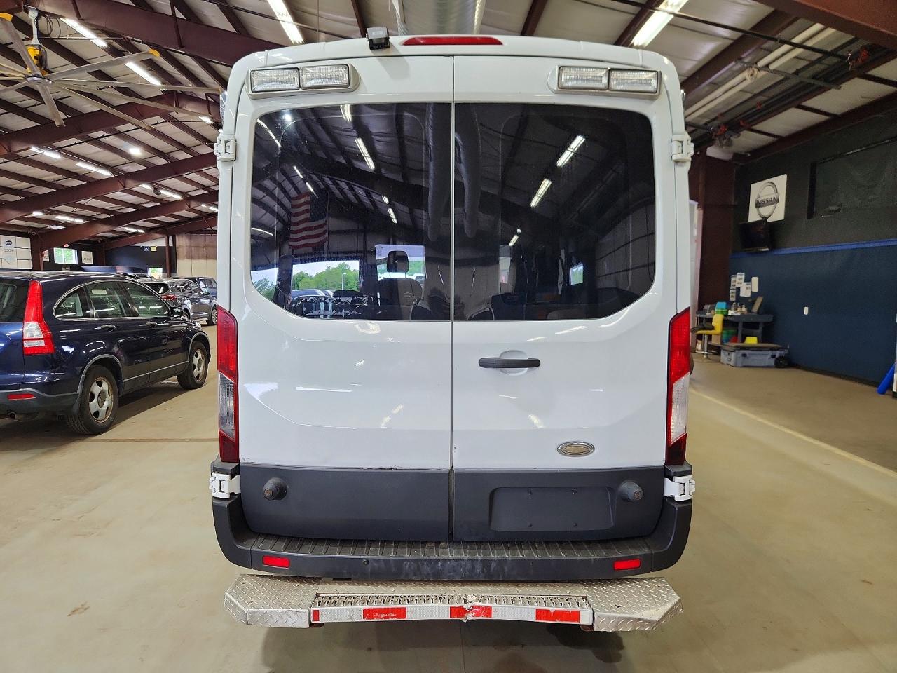 1FDYR2CV4FKA50579 · 2015 FORD TRANSIT · 6/13
