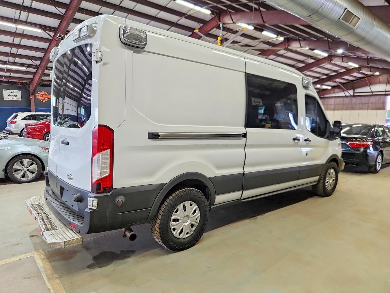 1FDYR2CV4FKA50579 · 2015 FORD TRANSIT · 3/13