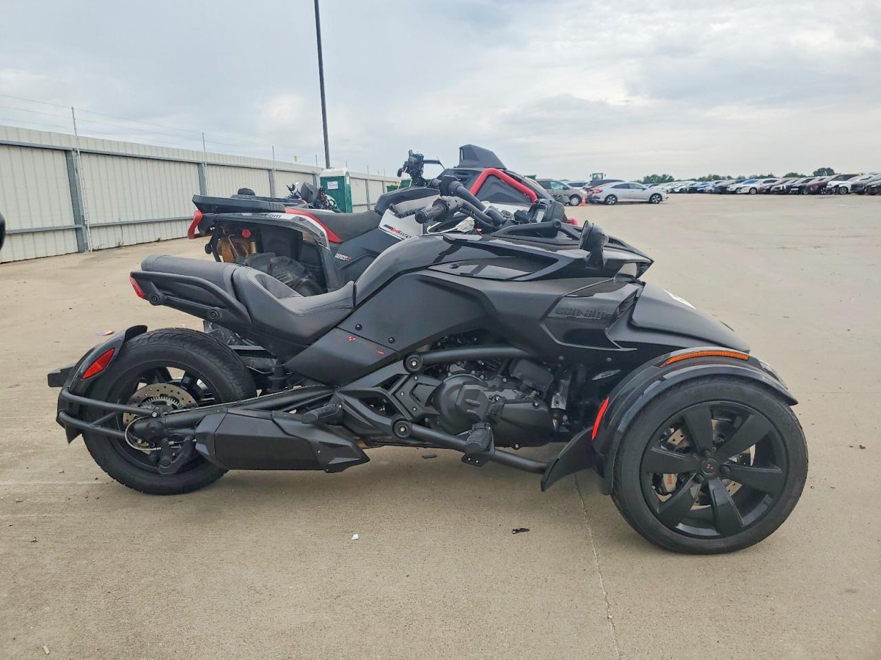 2BXRDDD47MV000015 · 2021 CAN-AM SPYDER ROADSTER