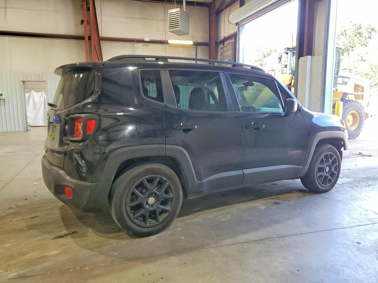 ZACNJAAB5LPL46999 · 2020 JEEP RENEGADE · 3/13