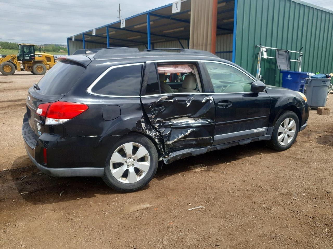 4S4BRCKC7B3413067 · 2011 SUBARU OUTBACK · 3/12
