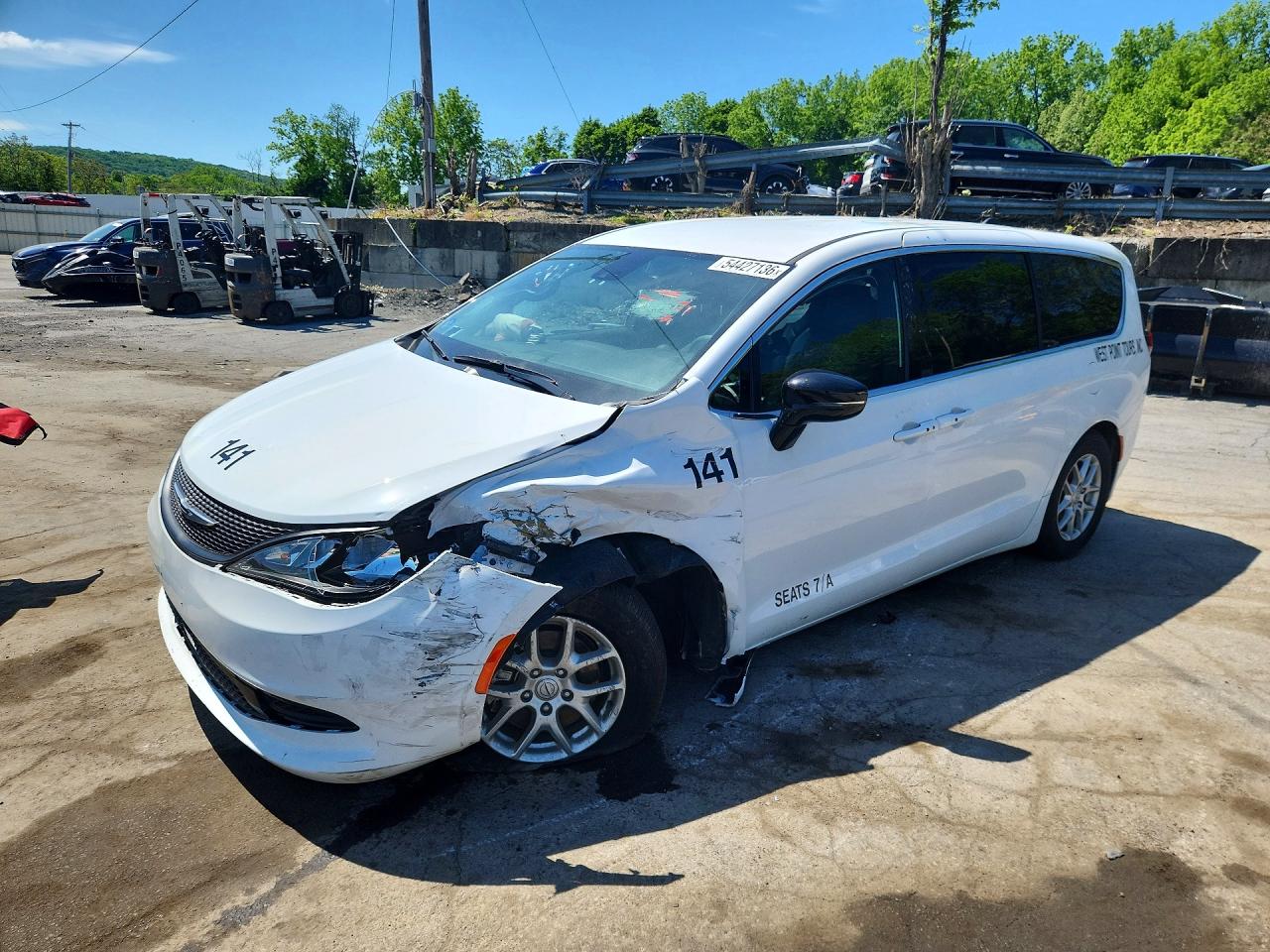 2025 CHRYSLER VOYAGER