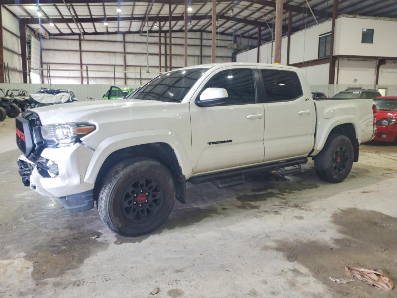 3TYCZ5AN9NT093684 · 2022 TOYOTA TACOMA