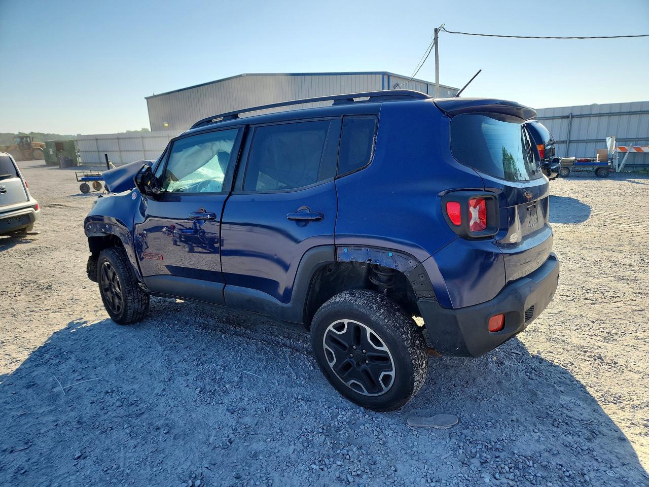 ZACCJBCB7HPF42236 · 2017 JEEP RENEGADE · 2/13