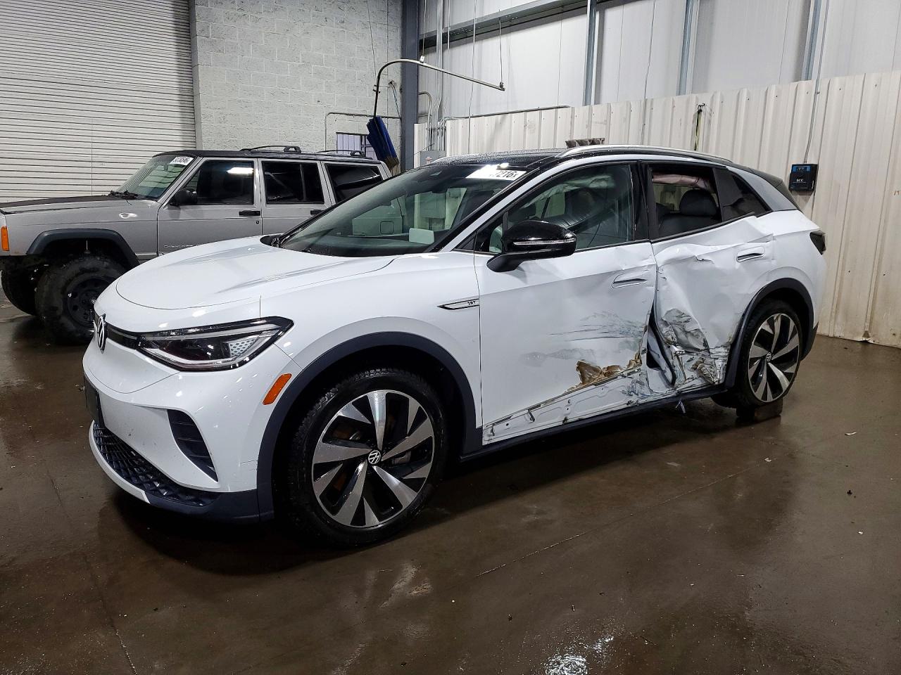 WVGDMPE22MP009025 · 2021 VOLKSWAGEN ID.4