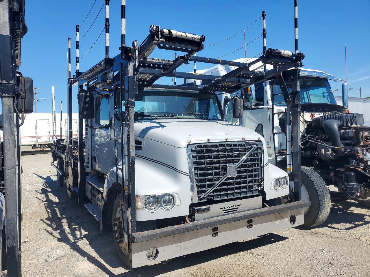 4V5RC9DG6EN164468 · 2014 VOLVO VAH