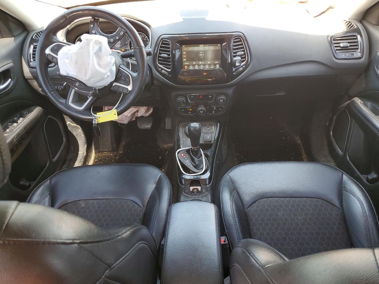 3C4NJDBB3KT648317 · 2019 JEEP COMPASS · 8/12