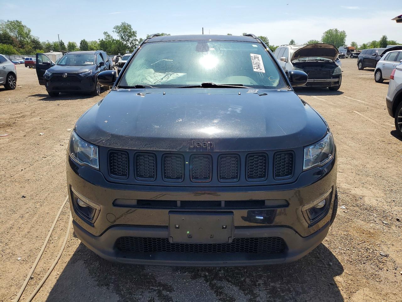 3C4NJDBB3KT648317 · 2019 JEEP COMPASS · 5/12
