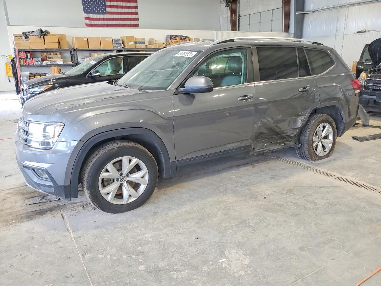 1V2LR2CAXJC512026 · 2018 VOLKSWAGEN ATLAS