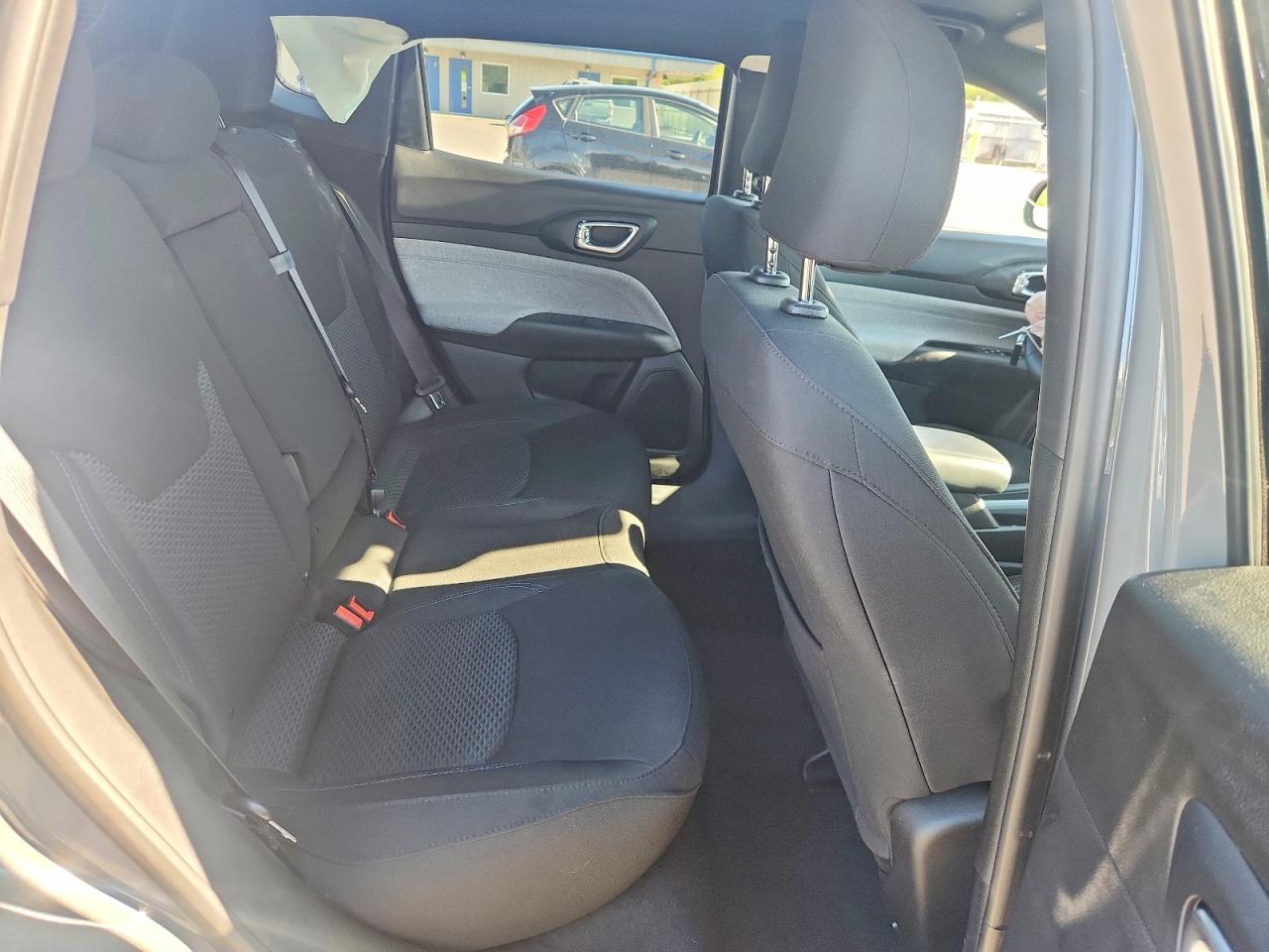 3C4NJDAN7RT576995 · 2024 JEEP COMPASS · 10/13