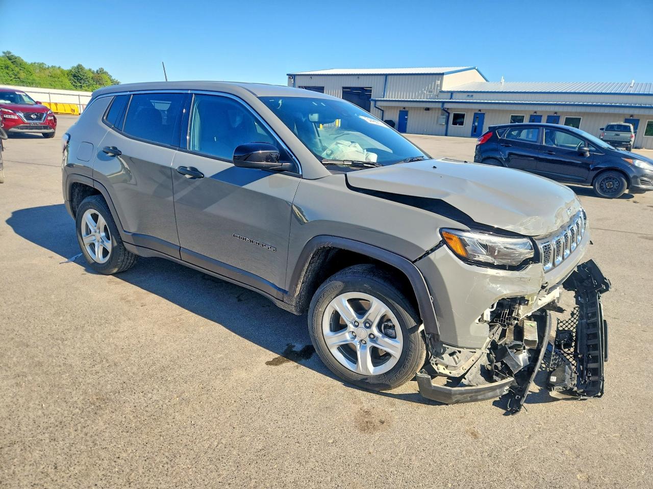 3C4NJDAN7RT576995 · 2024 JEEP COMPASS · 4/13
