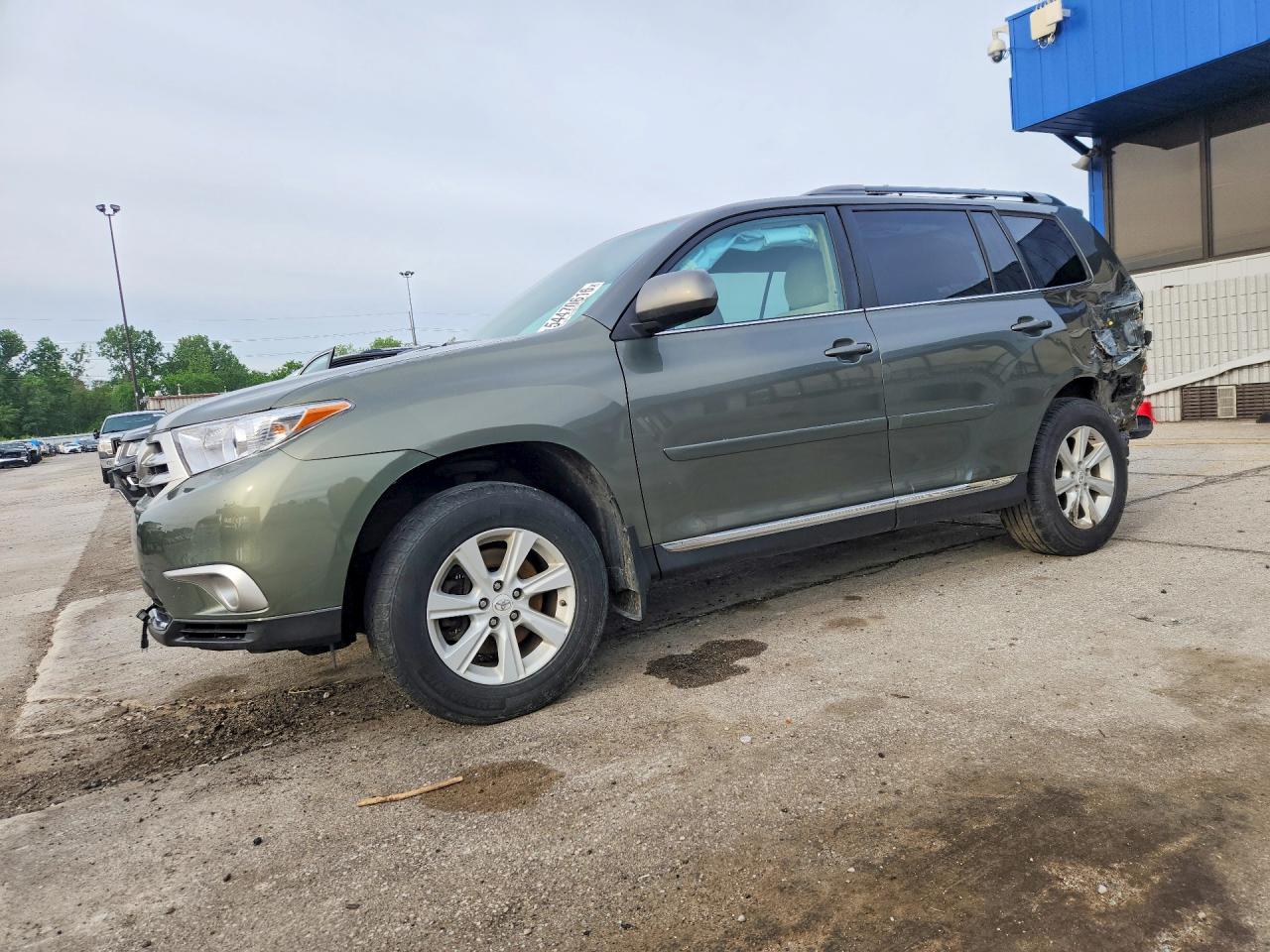 5TDBK3EH9CS142710 · 2012 TOYOTA HIGHLANDER