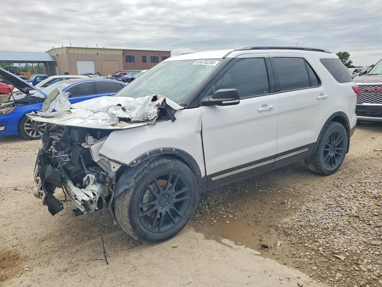 1FM5K7D84KGA08262 · 2019 FORD EXPLORER