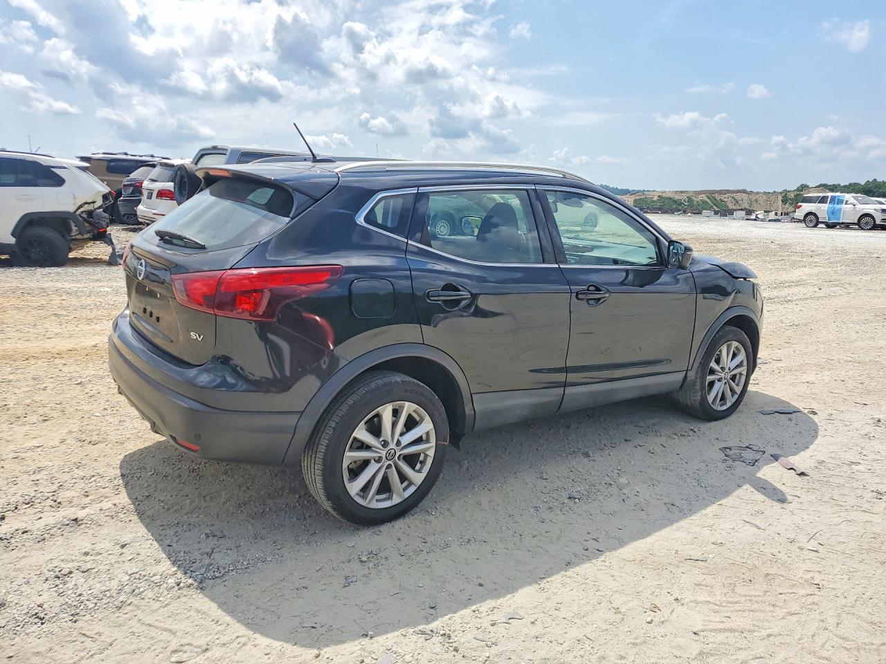 JN1BJ1CP7KW524415 · 2019 NISSAN ROGUE SPORT · 3/13